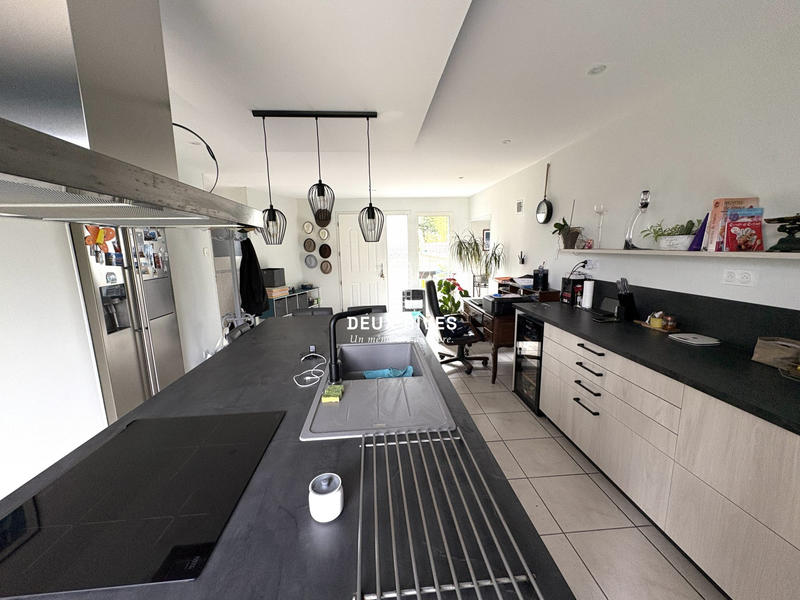 Maison traditionnelle - 146 m² - 6 pièces