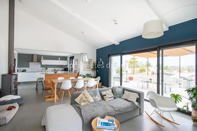 Maison - 140 m² - 5 pièces