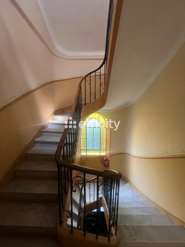 Appartement - 97 m² - 4 pièces