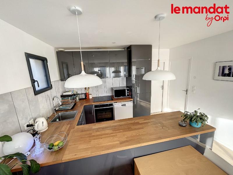 Maison - 88 m² - 4 pièces