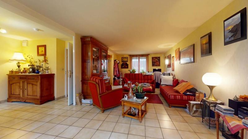 Maison - 110 m² - 6 pièces