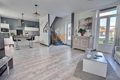 Maison en pierre - 102 m² - 5 pièces