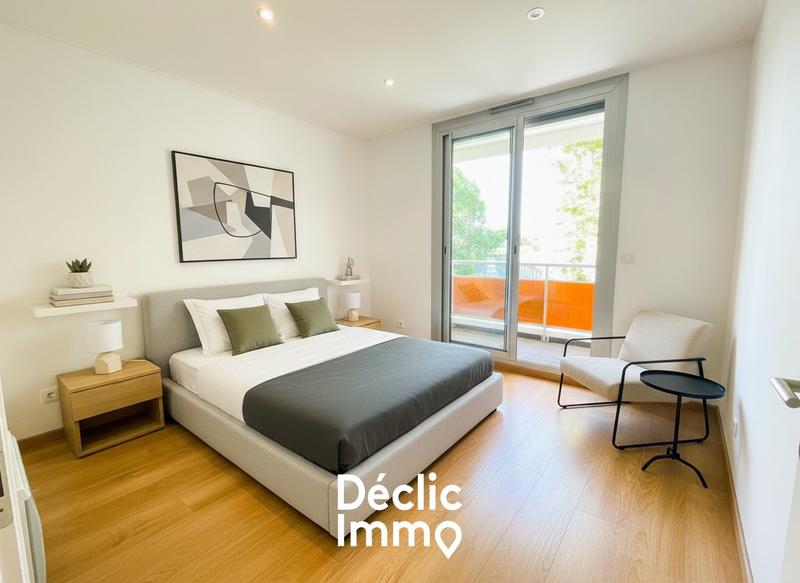 Appartement - 80 m² - 4 pièces