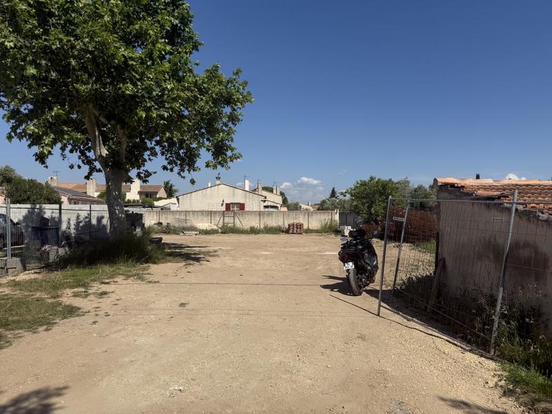 Terrain constructible - 310 m²