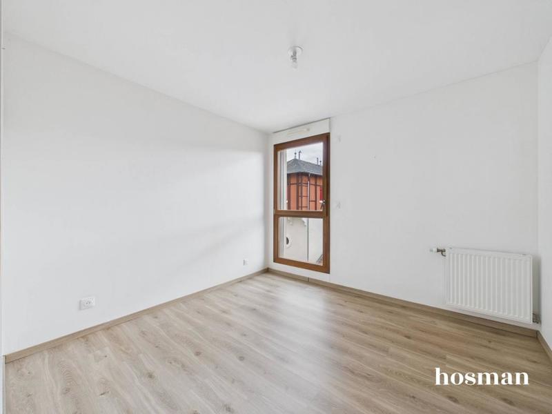 Appartement - 100 m² - 3 pièces