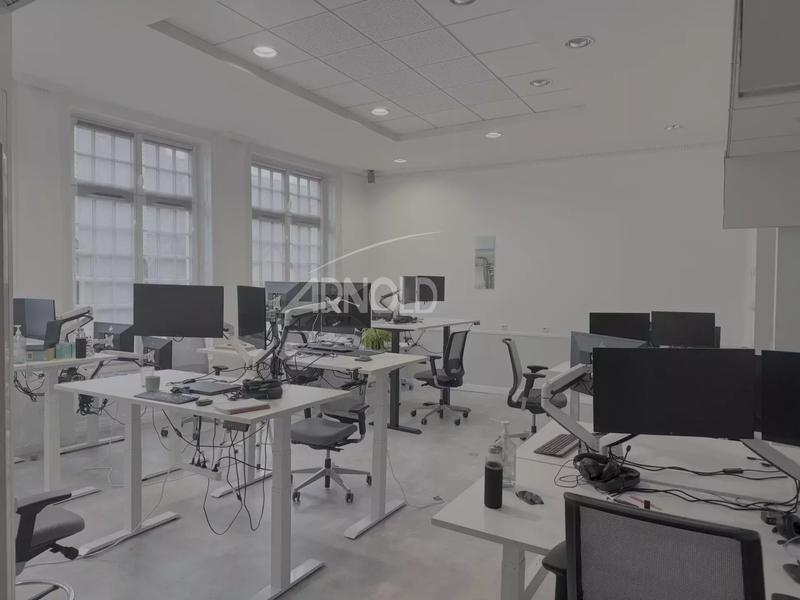 Bureau - 100 m² - 3 pièces