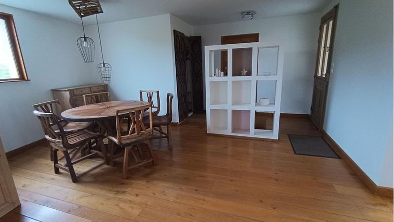 Maison traditionnelle - 285 m² - 10 pièces