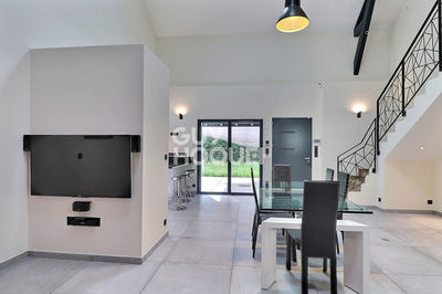 Maison - 154 m² - 6 pièces