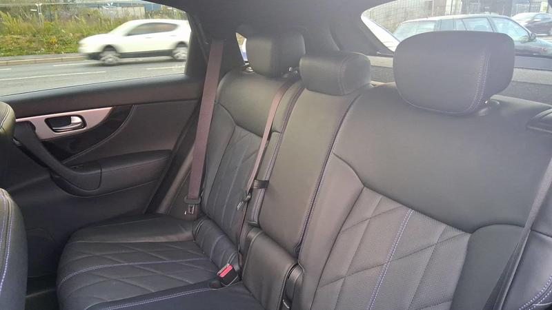 Infiniti Qx70 3.7 i 320 Awd Auto-S7 Gt Premium - Entretien constructeur Toit ouvrant