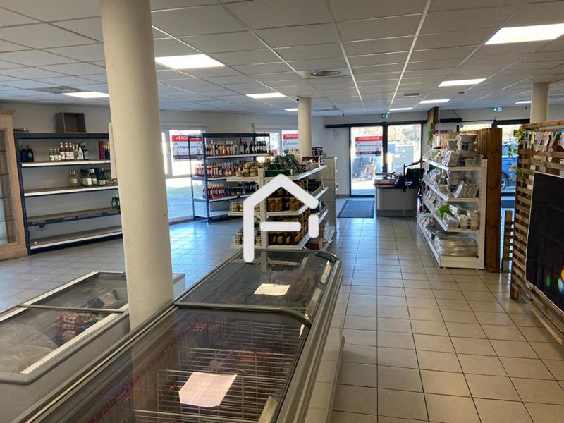 Local commercial - 252 m² - 4 pièces