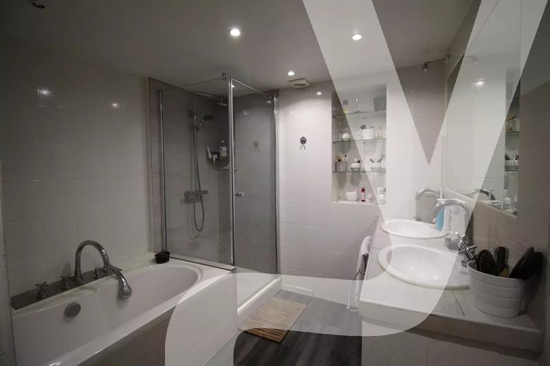 Appartement - 82 m² - 3 pièces