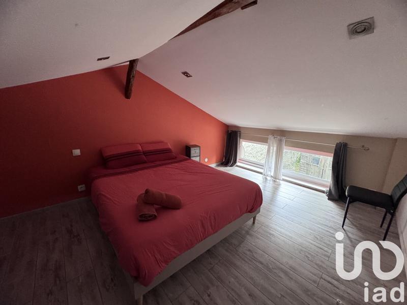 Maison - 235 m² - 6 pièces