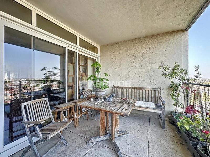 Appartement - 131 m² - 6 pièces