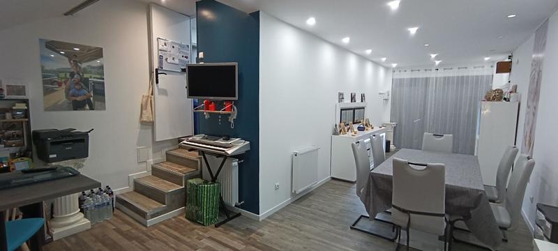 Maison - 175 m² - 8 pièces