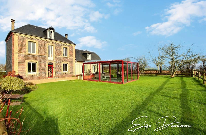 Maison - 158 m² - 6 pièces