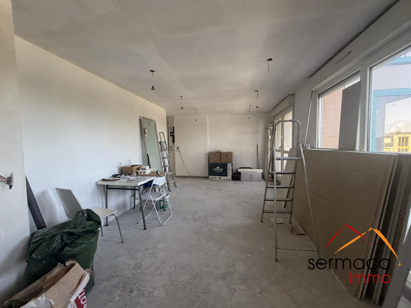 Appartement - 68 m² - 5 pièces