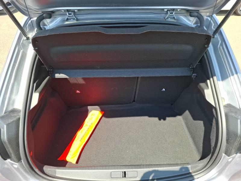 Peugeot 208 Hybrid 136 e-Dcs6 Gt