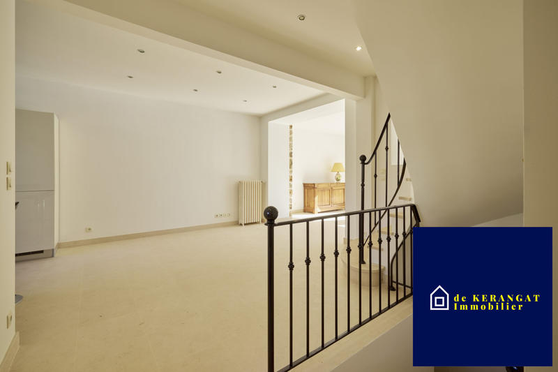 Maison traditionnelle - 160 m² - 7 pièces