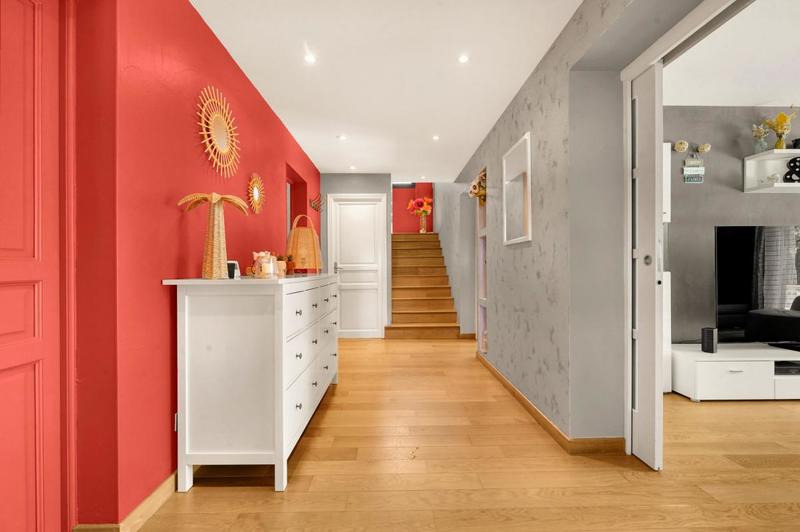 Maison - 192 m² - 5 pièces