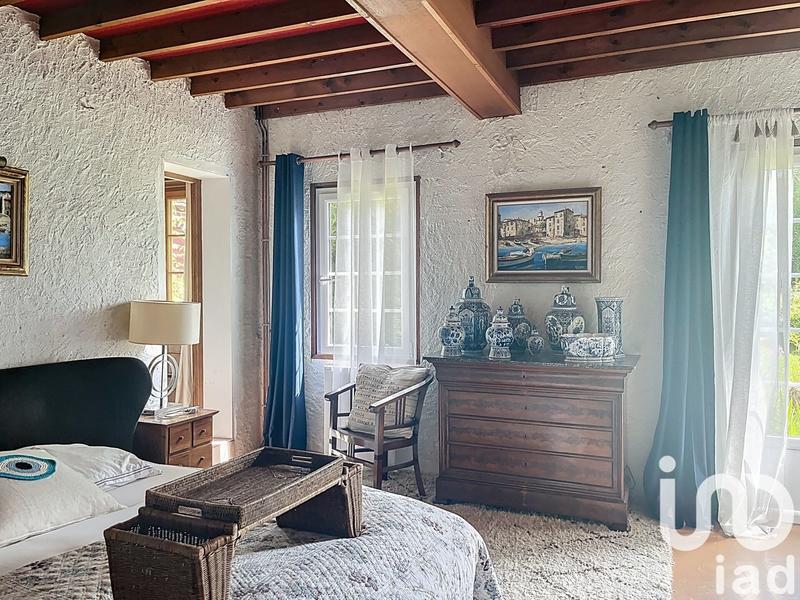 Maison - 244 m² - 5 pièces