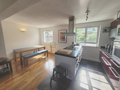 Appartement - 84 m² - 3 pièces