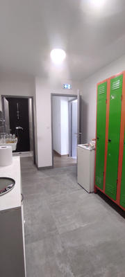 Local d'activité / Entrepôt - 288 m²