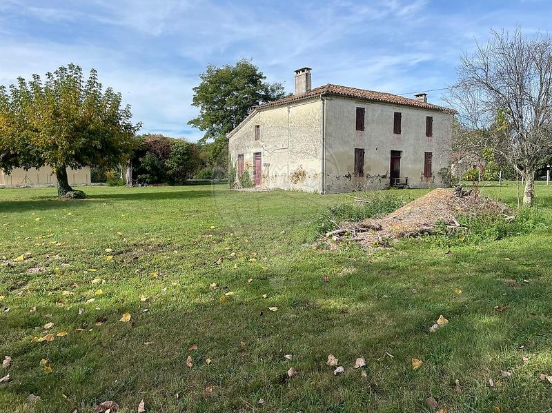 Maison - 200 m² - 5 pièces