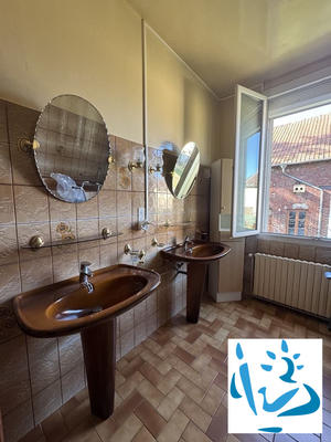 Maison - 173 m² - 7 pièces