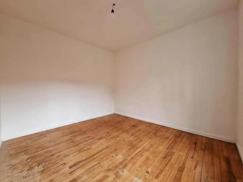 Maison - 198 m² - 10 pièces