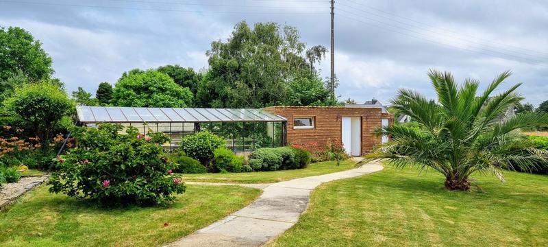 Maison - 283 m² - 13 pièces