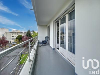 Appartement - 90 m² - 4 pièces