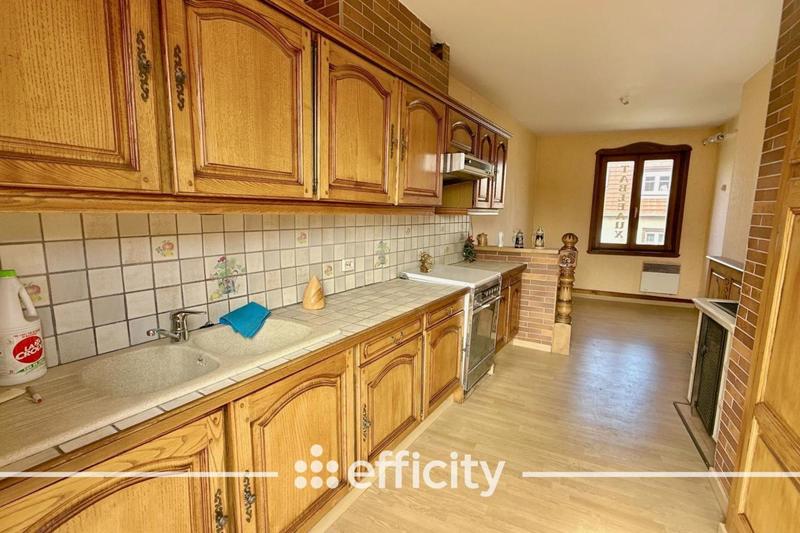 Immeuble - 210 m² - 10 pièces