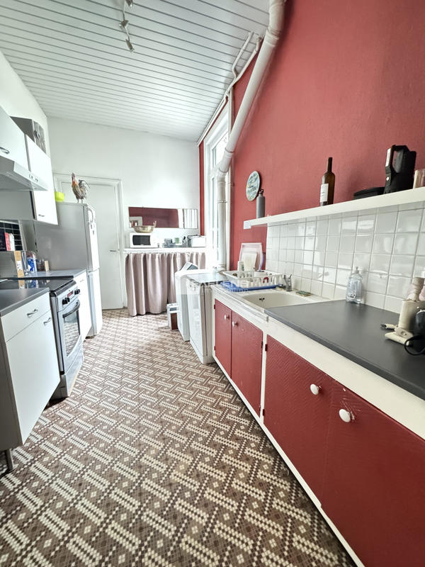 Maison - 229 m² - 6 pièces