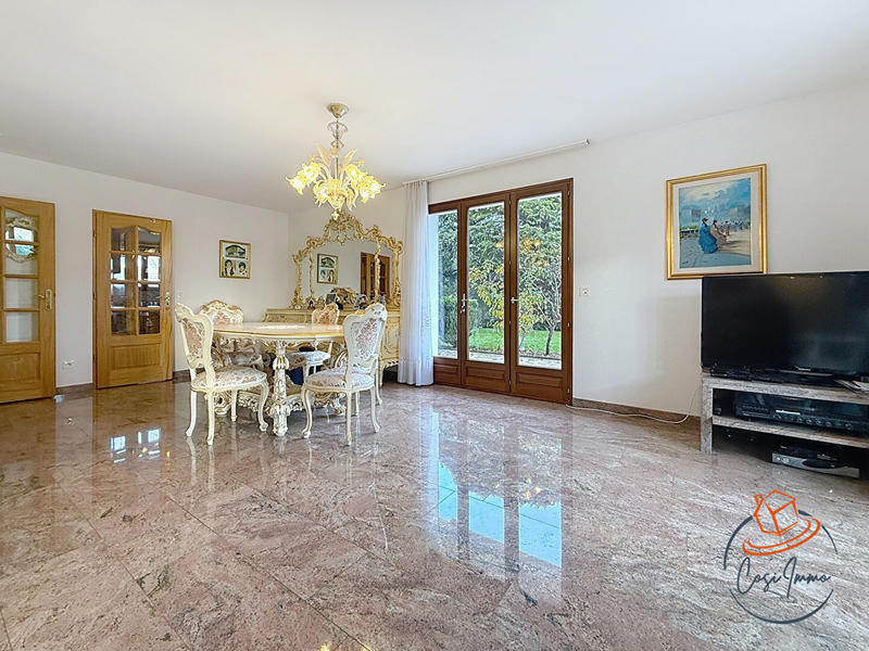 Maison - 175 m² - 5 pièces