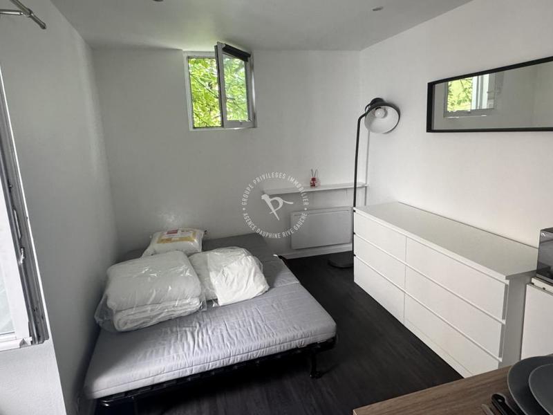 Studio - 16 m² - 1 pièce