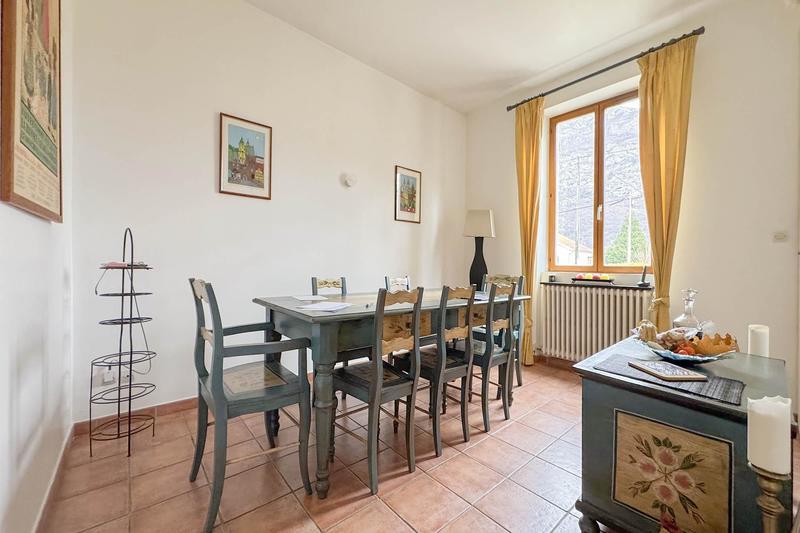 Maison - 226 m² - 8 pièces