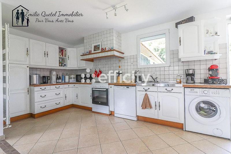 Maison - 157 m² - 6 pièces