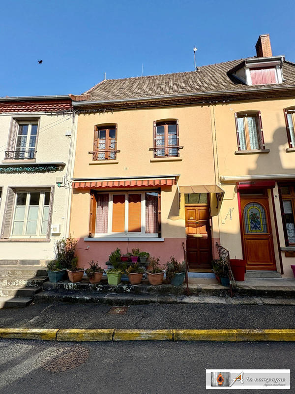 Maison - 99 m² - 3 pièces