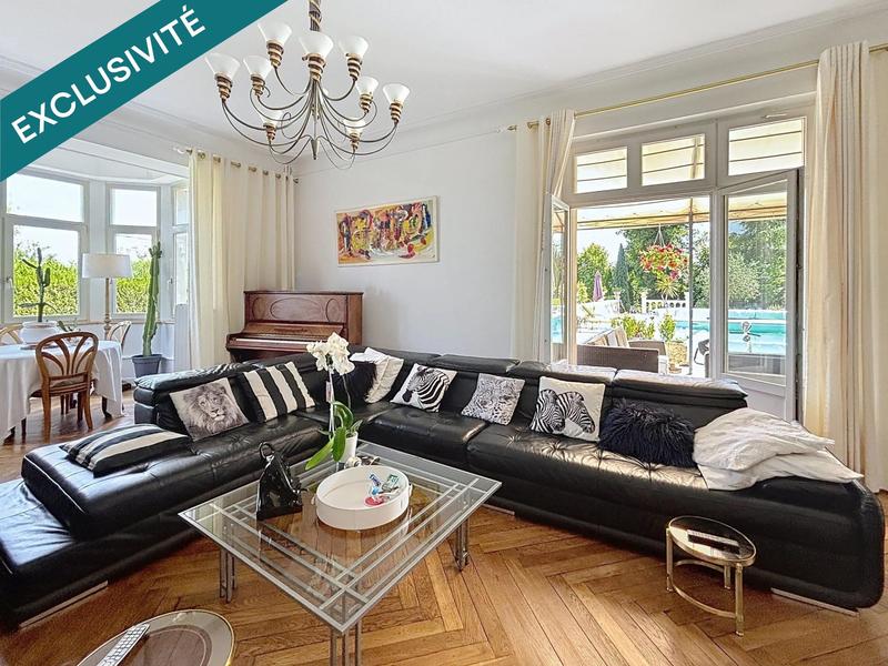 Maison de maîtres - 381 m² - 11 pièces