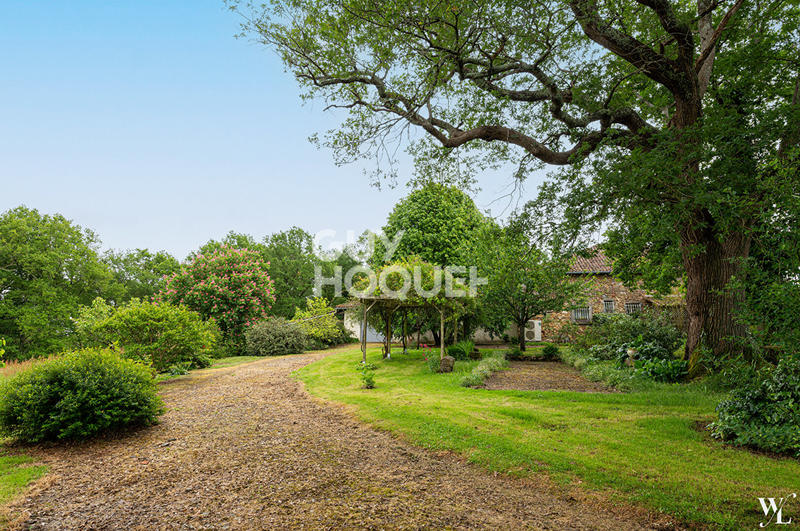 Maison - 171 m² - 6 pièces