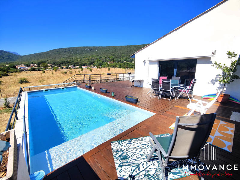 Maison - 110 m² - 5 pièces