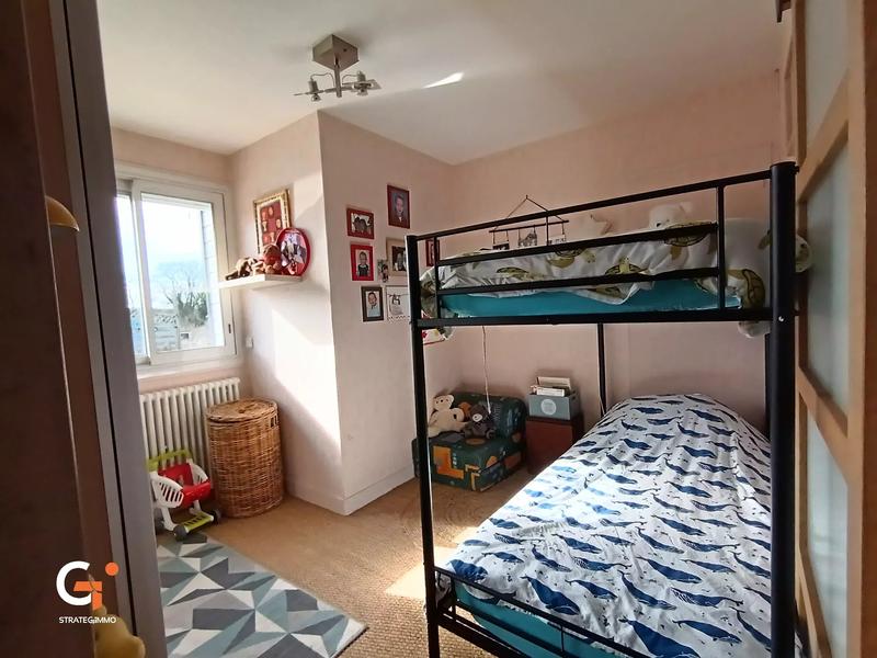 Maison - 164 m² - 8 pièces