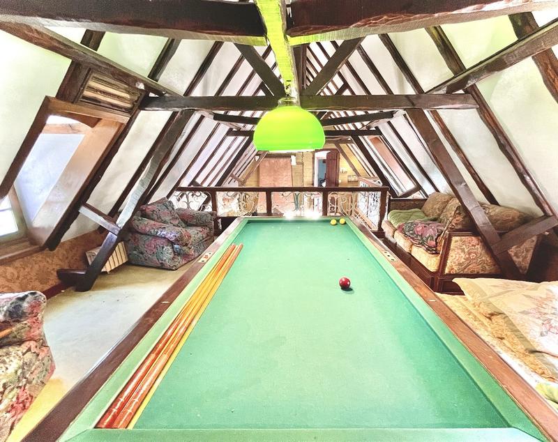 Demeure - 491 m² - 16 pièces