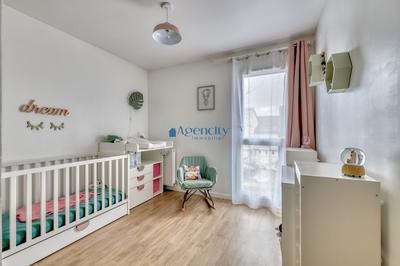 Maison - 86 m² - 5 pièces