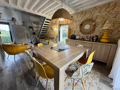 Maison - 120 m² - 6 pièces