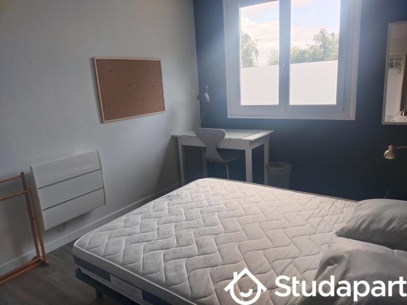 Chambre - 9 m² - 1 pièce