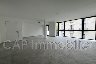 Appartement - 106 m² - 3 pièces