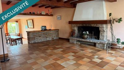 Maison - 260 m² - 13 pièces