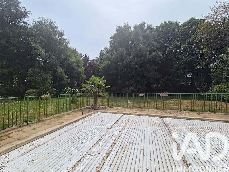 Maison - 251 m² - 8 pièces