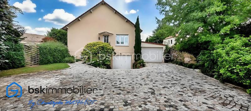 Maison - 130 m² - 5 pièces